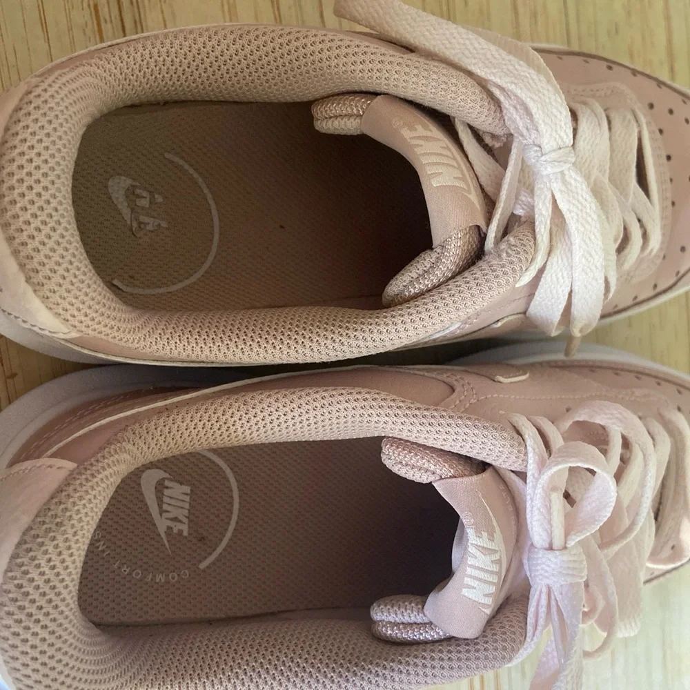Nike Alta Women's Pink Low-Top Platform Sneakers